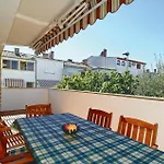 Vcemina Vi Apartment *