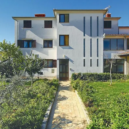 2 Bedroom Beautiful In Apartman *