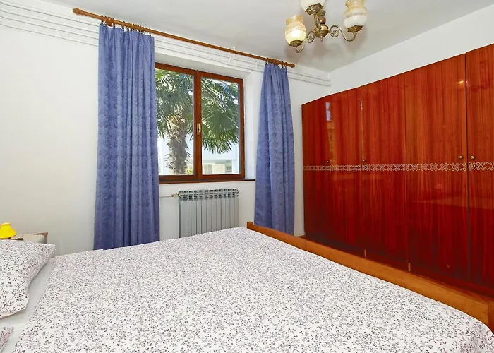 Vcemina Vi ポレッチ